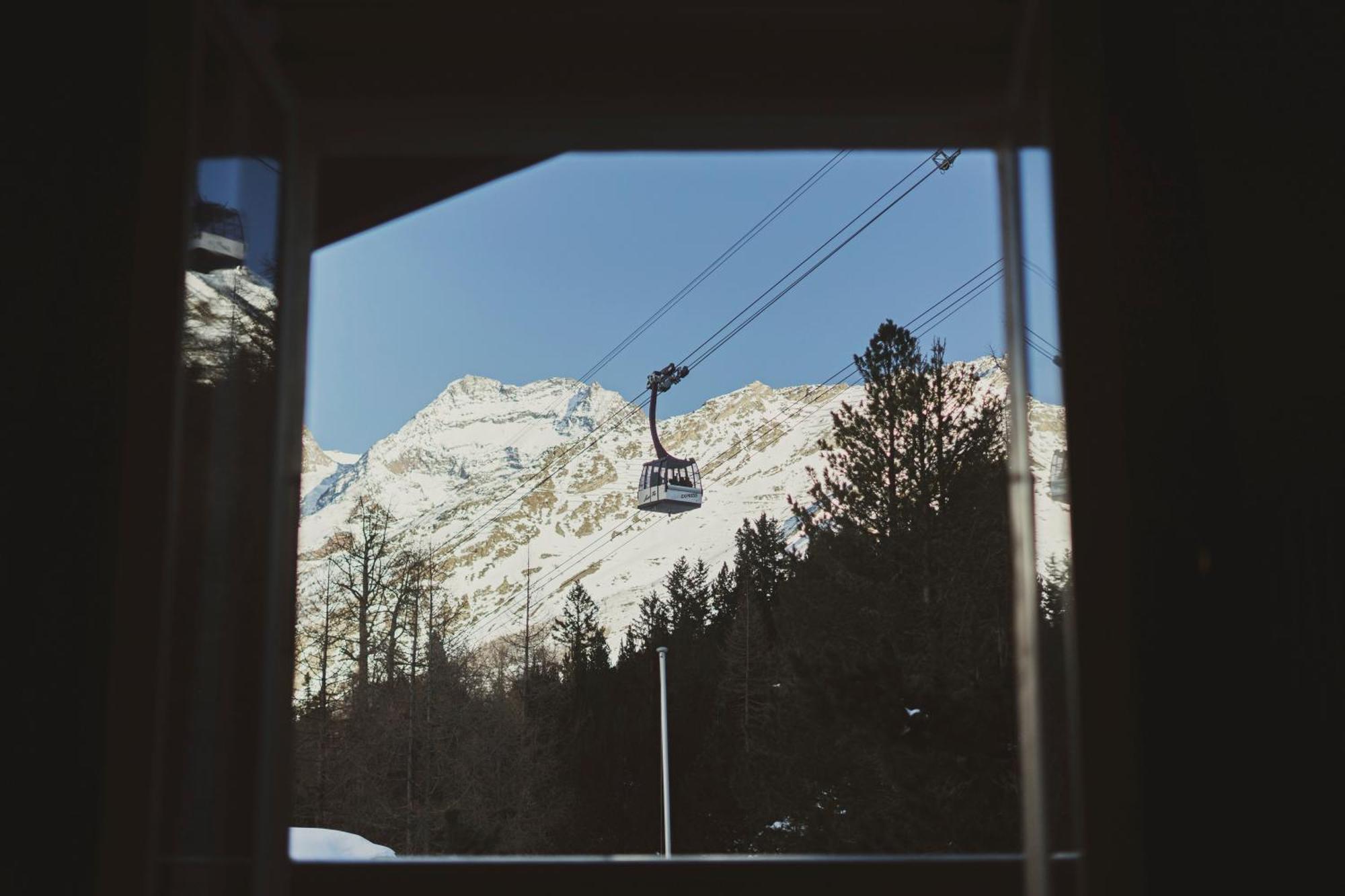 Hotel The Larix Ski-In Ski-Out Saas Fee Eksteriør billede