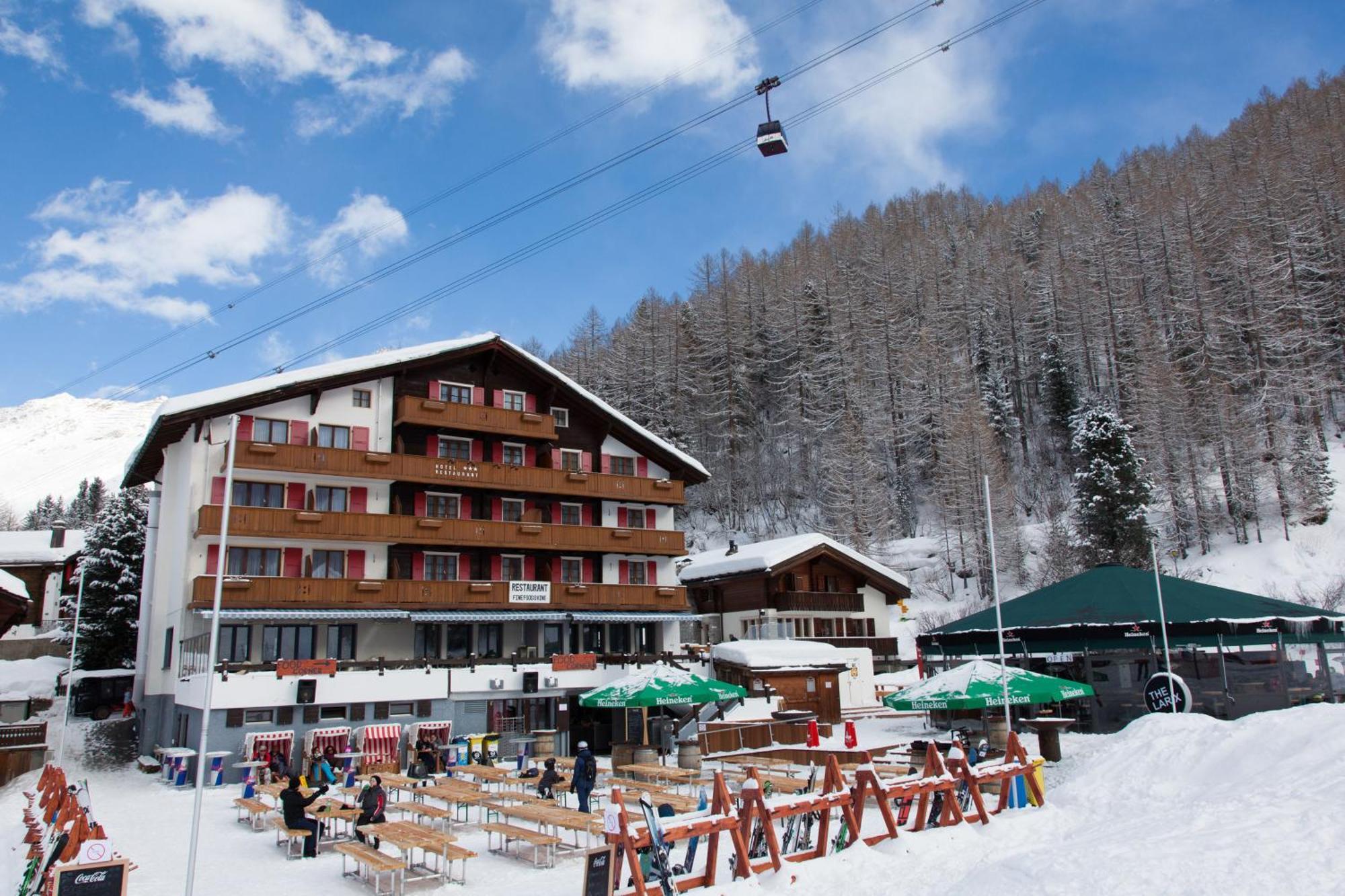 Hotel The Larix Ski-In Ski-Out Saas Fee Eksteriør billede